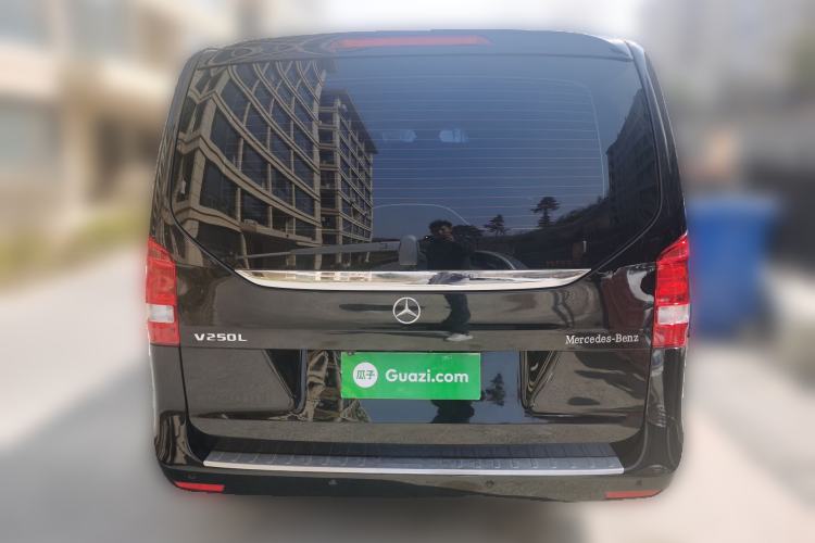 Used Mercedes-Benz Vito 
