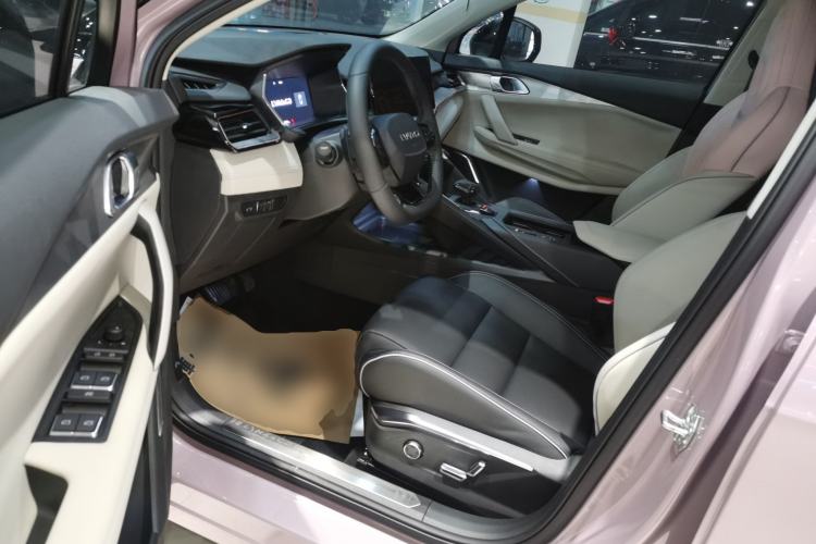 Used Lynk & Co 06 2023 Remix 1.5T Shero
