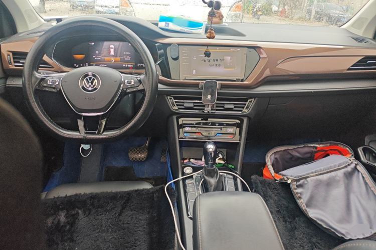 Used Volkswagen Tharu 2022 280TSI Two-Wheel Drive Comfort Edition
