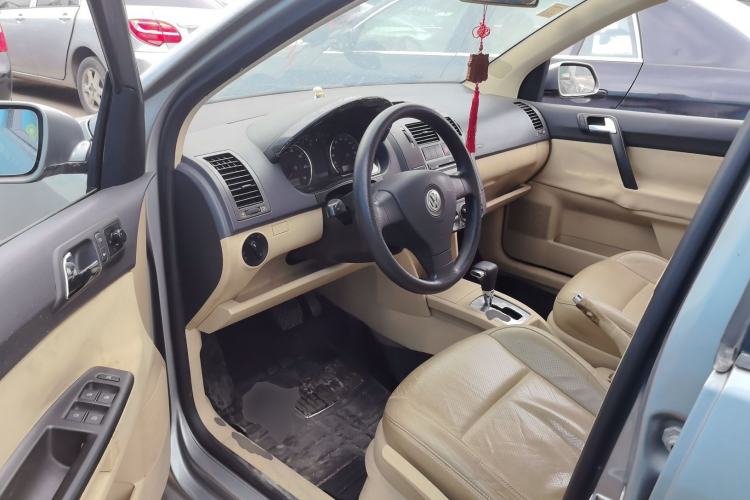 Used Volkswagen Polo 2009 Jingqu 1.6L Automatic Elegant Edition Driver Seat