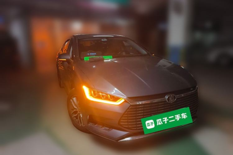 Used BYD Qin Pro New Energy 2019 EV Super Edition High-Power Long-Range Smart-Connected Leading Model Front Right 45 Deg