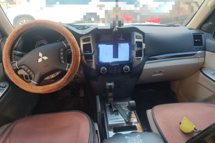 Used Mitsubishi Pajero 