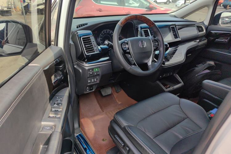 Used Honda Elysion 2019 2.0L Hybrid Luxury Edition