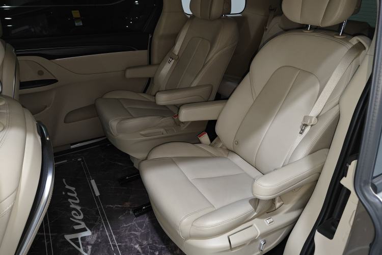 Used Buick GL8 2023 ES Lu Zun Deluxe Model
