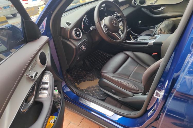 Used Mercedes-Benz GLC 2020 Facelifted GLC 260 L 4MATIC Dynamic Edition Driver Seat