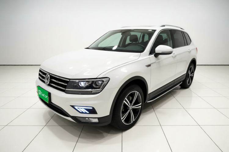 Used Volkswagen Tiguan L 2019 Updated Version 330TSI Automatic Two-Wheel Drive Panoramic Comfort Edition China VI Standard
