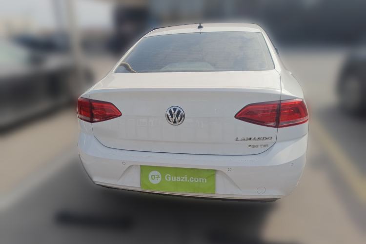 Used Volkswagen Lamando 2017 280TSI DSG Comfort Edition
