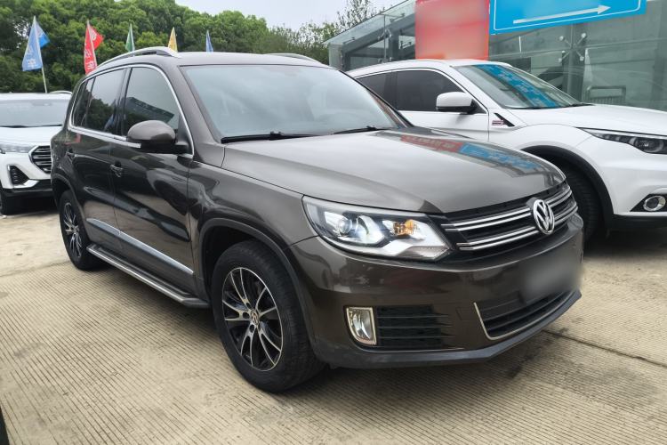 Used Volkswagen Tiguan 2015 1.8TSI Automatic All-Wheel-Drive Luxury Model Exterior 1
