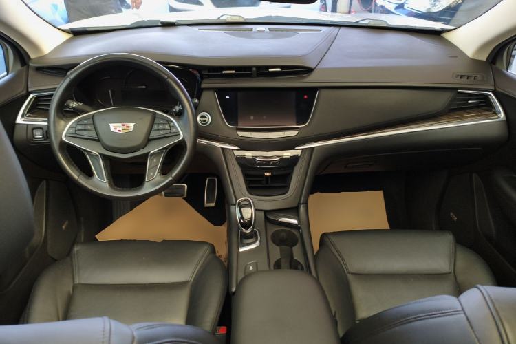 Used Cadillac XT5 2016 25T Luxury Model