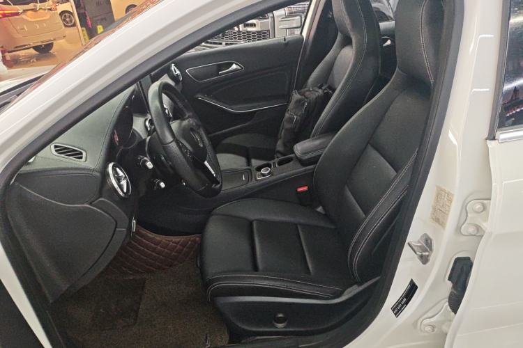 Used Mercedes-Benz GLA 2016 GLA 200 Fashion Model
