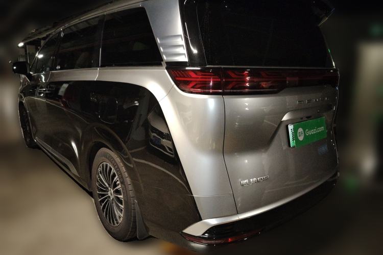 Used Denza D9 2022 DM-i 970 Four-Wheel Drive Prestige Model