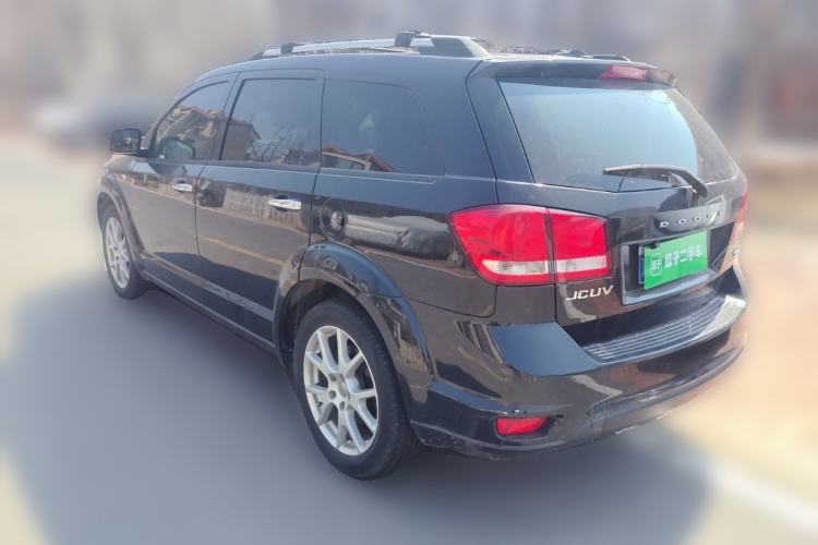 Used Dodge Journey 2013 2.4L Two-Wheel Drive Luxury Version