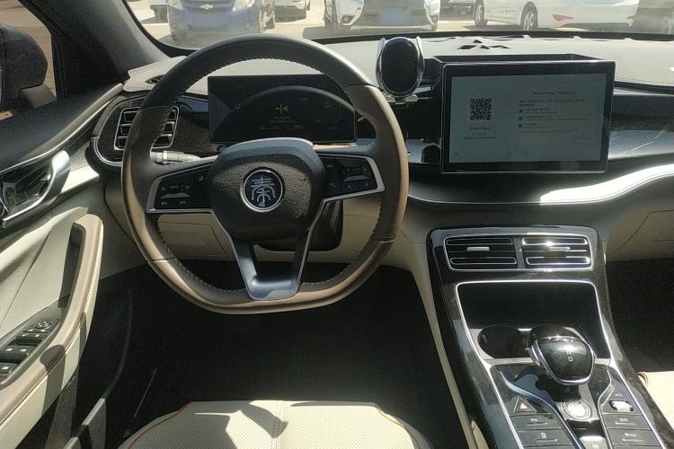 Used BYD Qin PLUS 2023 Champion Edition DM-i 120KM Leading Model
