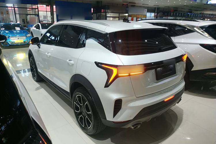 Used Lynk & Co 06 2023 Remix 1.5T Plus Model Rear Left 45 Deg