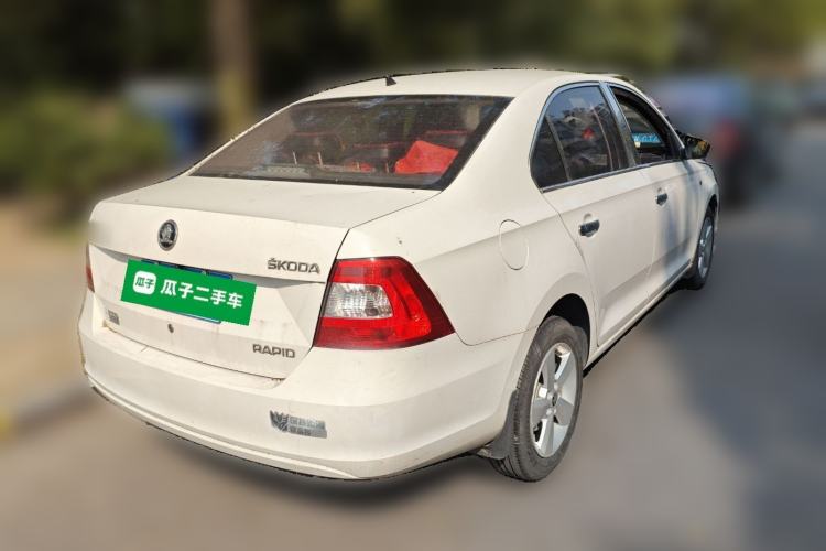 Used Skoda Rapid 2015 1.4L Manual Enjoyment Model