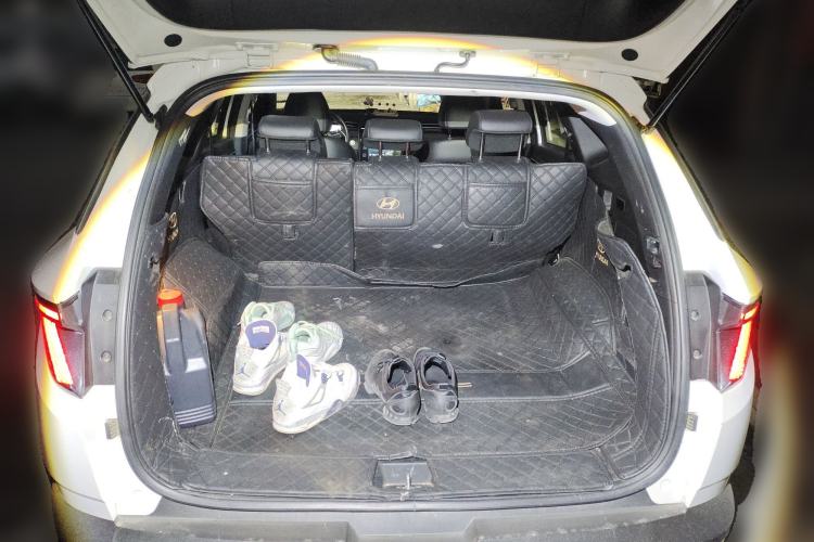 Used Hyundai Tucson 2023 Tucson L 1.5T Automatic Two-Wheel Drive LUX Prestige Edition Trunk