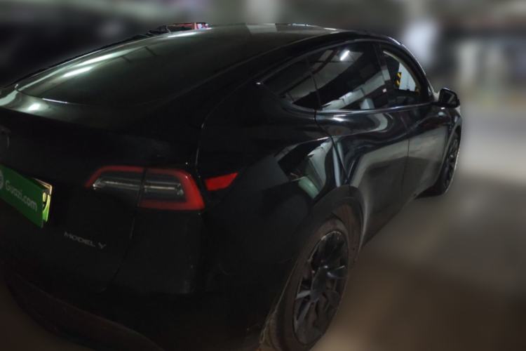 Used Tesla Model Y 2021 Standard Range Rear-Wheel Drive Version Rear Right 45 Deg