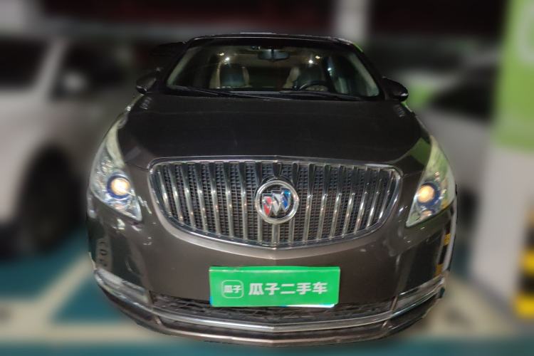 Used Buick GL8 2014 2.4L LT Luxury Business Executive Edition Front