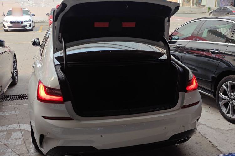 Used BMW 3 Series 2020 325i M Sport Package Trunk