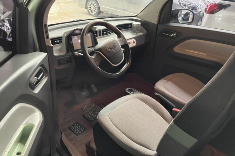 Used Wuling Hongguang MINIEV 2022 Macaron Premium Model – Lithium Iron Phosphate
