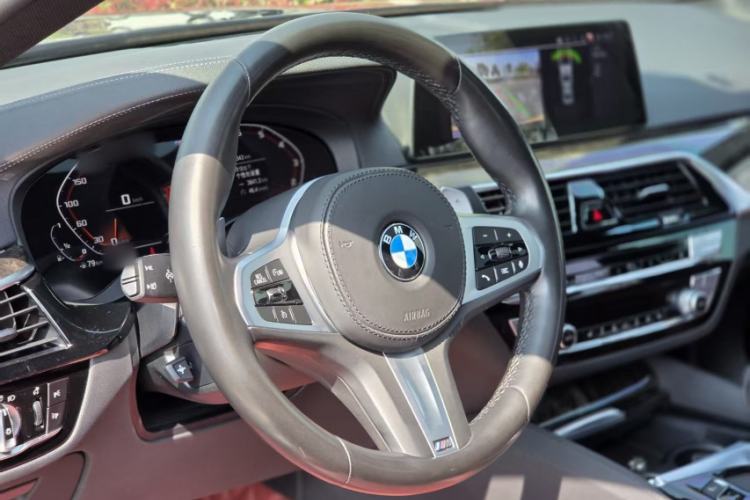 Used BMW 5 Series 2020 530Li Leading Model M Sport Package Interior 1