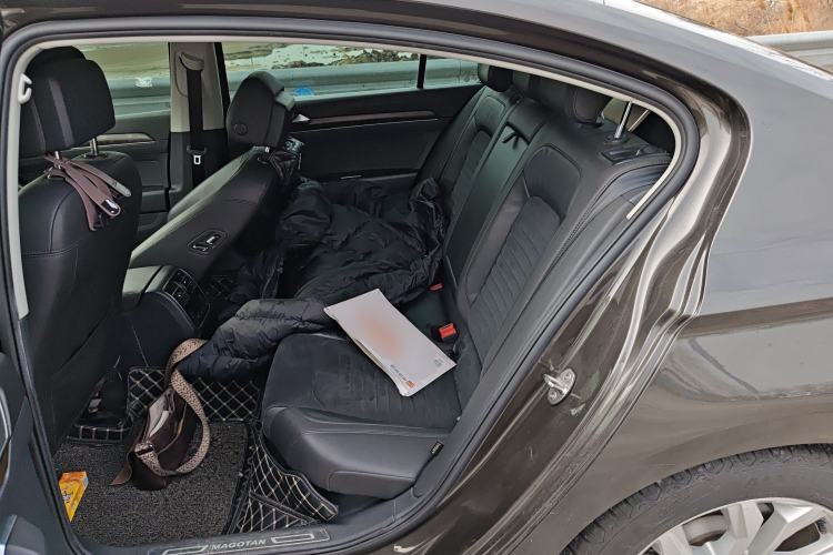 Used Volkswagen Magotan 2017 330TSI DSG Luxury Model
