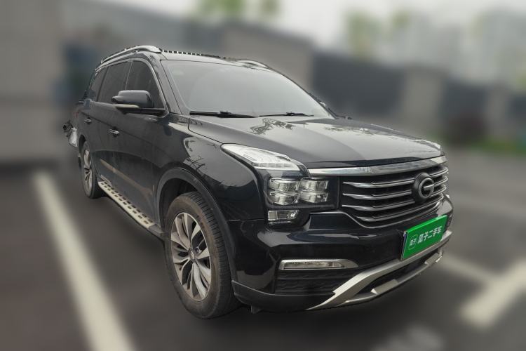 Used GAC Trumpchi GS8 2017 320T Two-Wheel Drive Luxury Smart Connectivity Version (7 Seats) Front Right 45 Deg