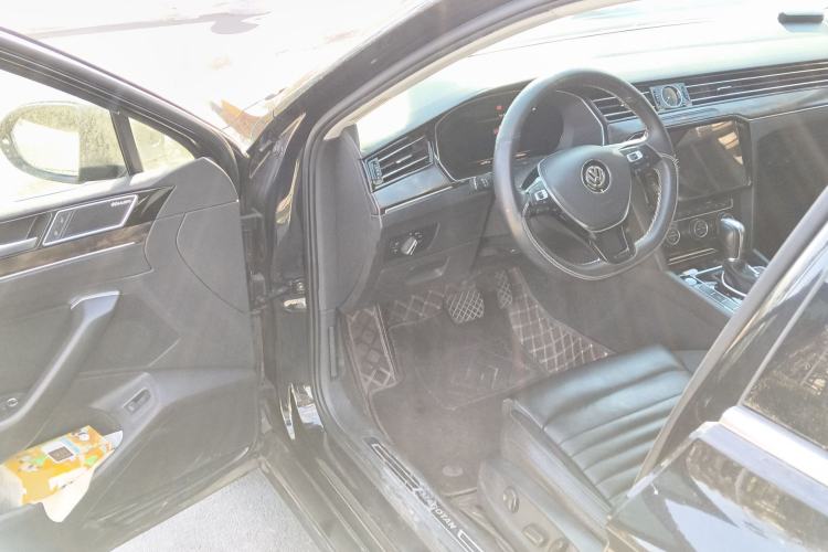 Used Volkswagen Magotan 2019 330TSI DSG Luxury Version China VI Standard