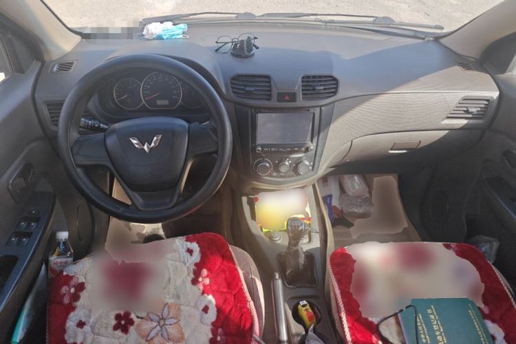 Used Wuling Hongguang 2015 1.5L S Basic Version China V Standard