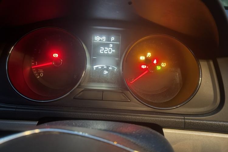 Used Volkswagen Gran Lavida 2017 1.6L Automatic Comfort Edition
