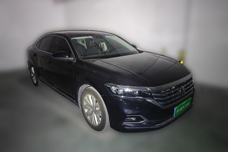 Used Volkswagen Passat 2019 330TSI Elite Edition China V Standard Front Right 45 Deg