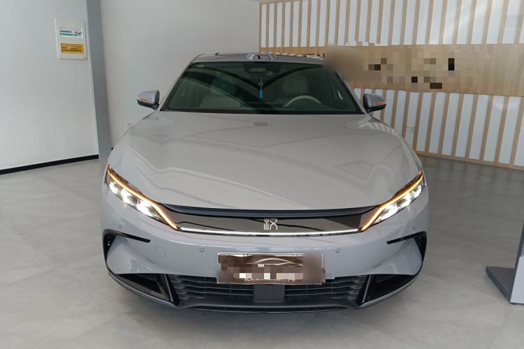 Used BYD Han 2025 EV with 701 km of Laser Radar-Enabled Intelligent Driving