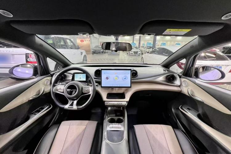 Used BYD Dolphin 2023 420 km Free Version Interior 2