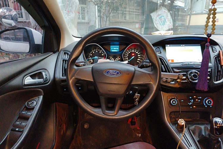 Used Ford Focus 2017 Hatchback 1.6L Manual Comfort Plus SmartDrive Edition
