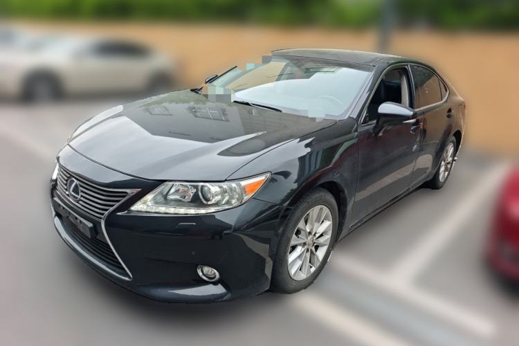 Used Lexus ES 2014 300h Elite Edition