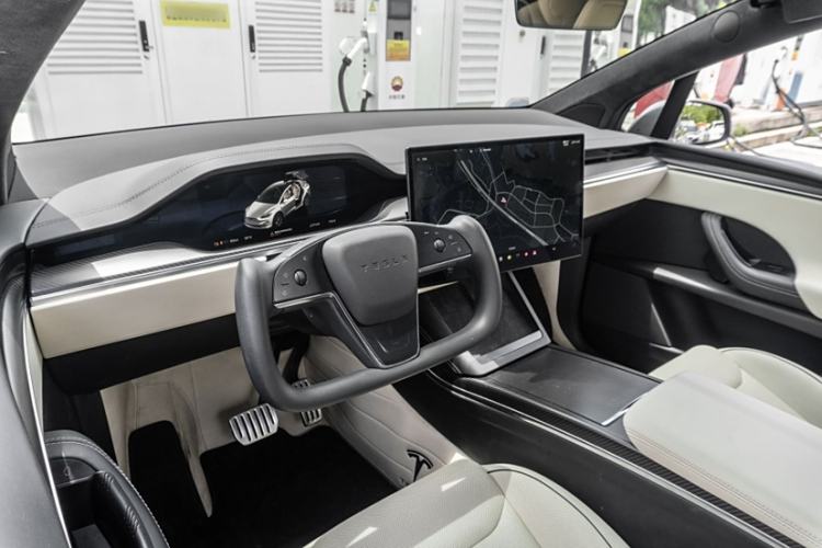 Used Tesla Model X 2023 Three-Motor All-Wheel-Drive Plaid Version