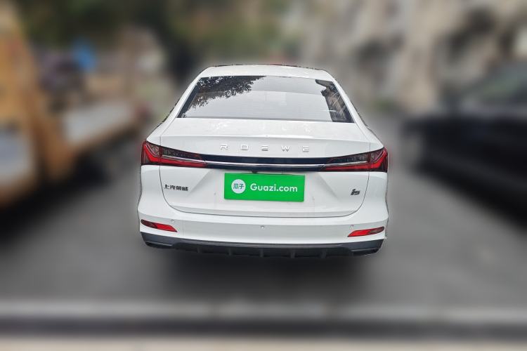 Used Roewe i5 2023 1.5L Manual Comfort Edition
