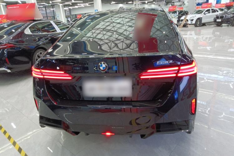 Used BMW 5 Series 2025 525Li M Sport Package