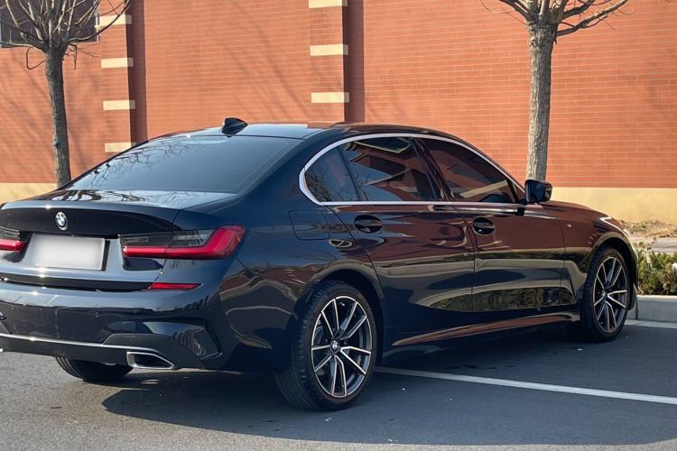 Used BMW 3 Series 2020 Restyled 325Li M Sport Package Exterior 5