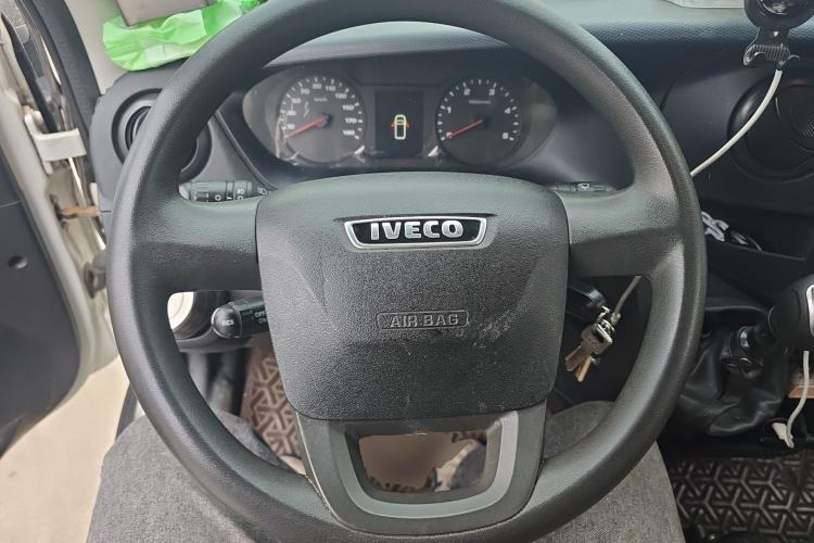 Used Iveco Eurocargo 2021 2.0T Manual Super-Rui Long Wheelbase Short Overhang High Roof Manual Doors F1A