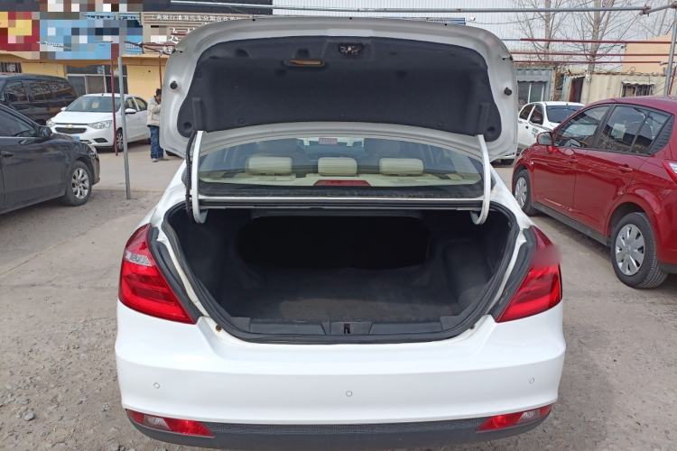 Used Geely Auto Emgrand 2017 Sedan Million Edition 1.5L Manual Luxury Model