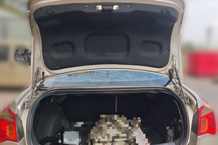 Used Roewe 550 2012 550 1.8L Automatic Value Edition
