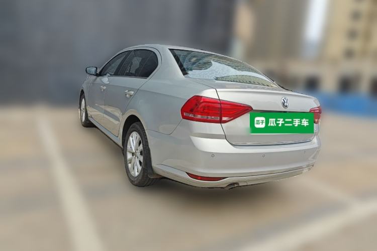 Used Volkswagen Lavida 2017 1.6L Manual Comfort Edition
