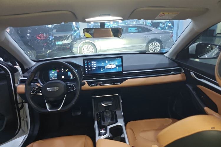 Used Geely Auto Emgrand 2025 4th Generation 1.5L CVT Flagship Version