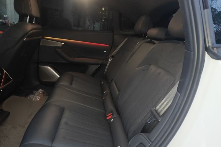 Used ONVO L60 2024 60 kWh Rear-Drive Version