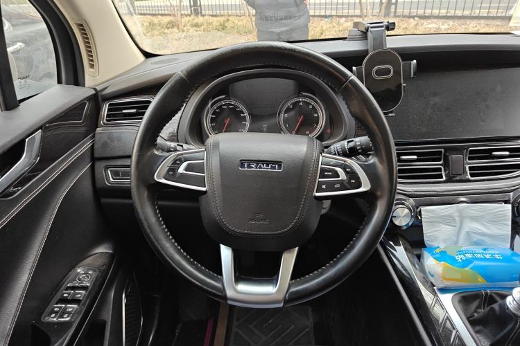 Used TRAUM S70 2018 1.5T Manual Standard Model 7 Seats
