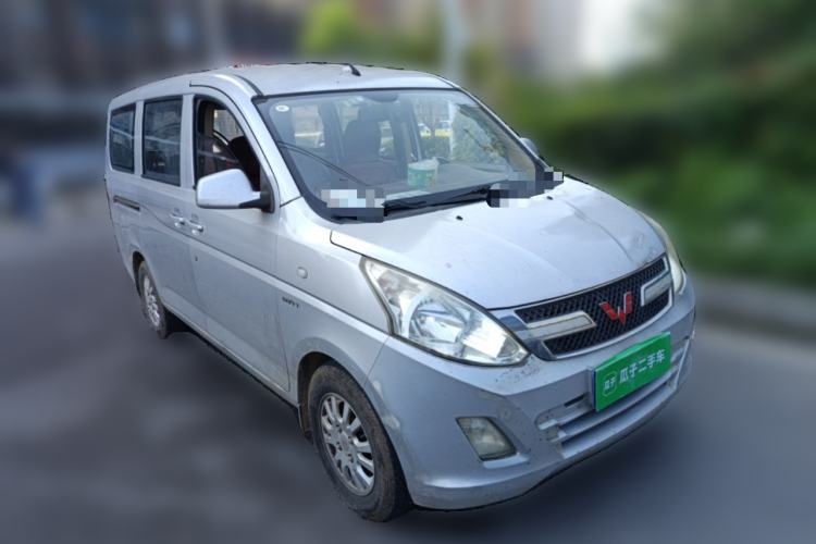 Used Wuling Rongguang V 2016 1.5L Standard Version
