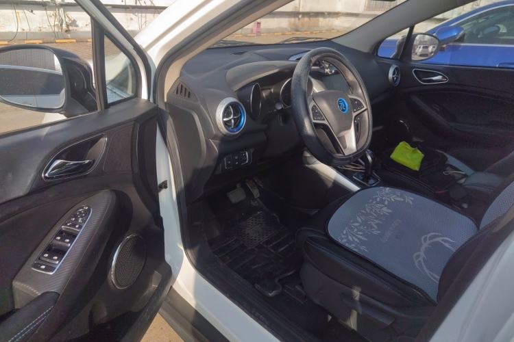 Used BYD Yuan New Energy 2019 EV360 Smart Connect Leading Model Driver Seat