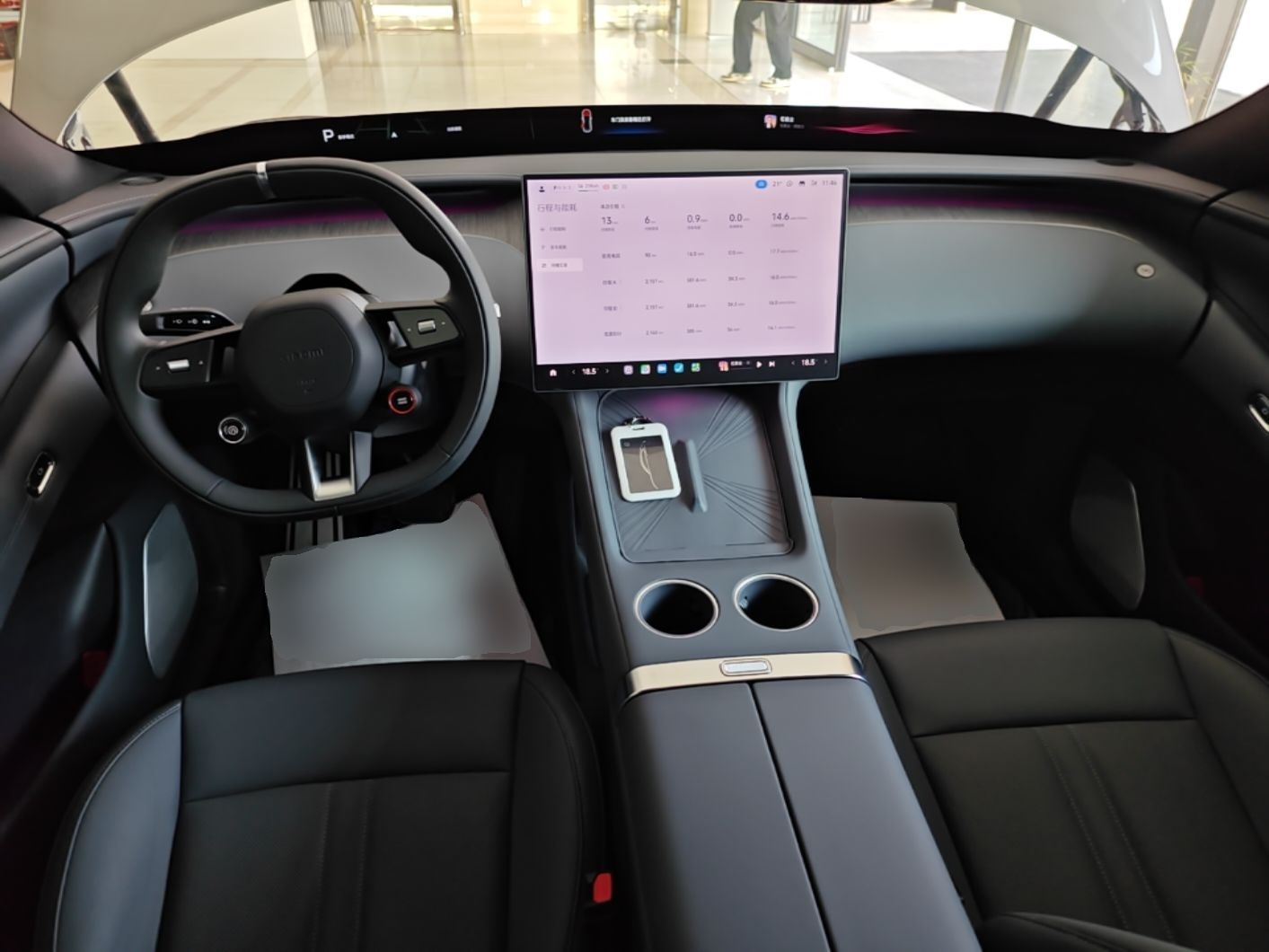 Xiaomi Auto YU7 2025 Ultra-Long Range All-Wheel Drive Pro Version — снимка 12