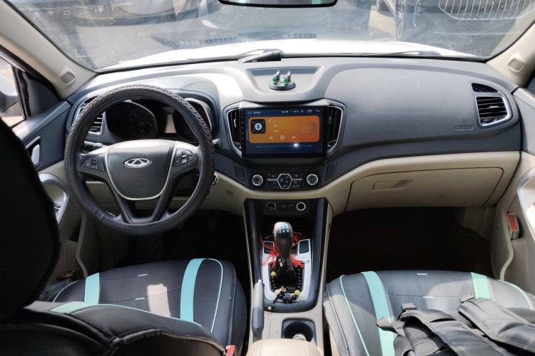 Used Chery Tiggo 5 2014 2.0L Manual Jia Yue Edition Center Console